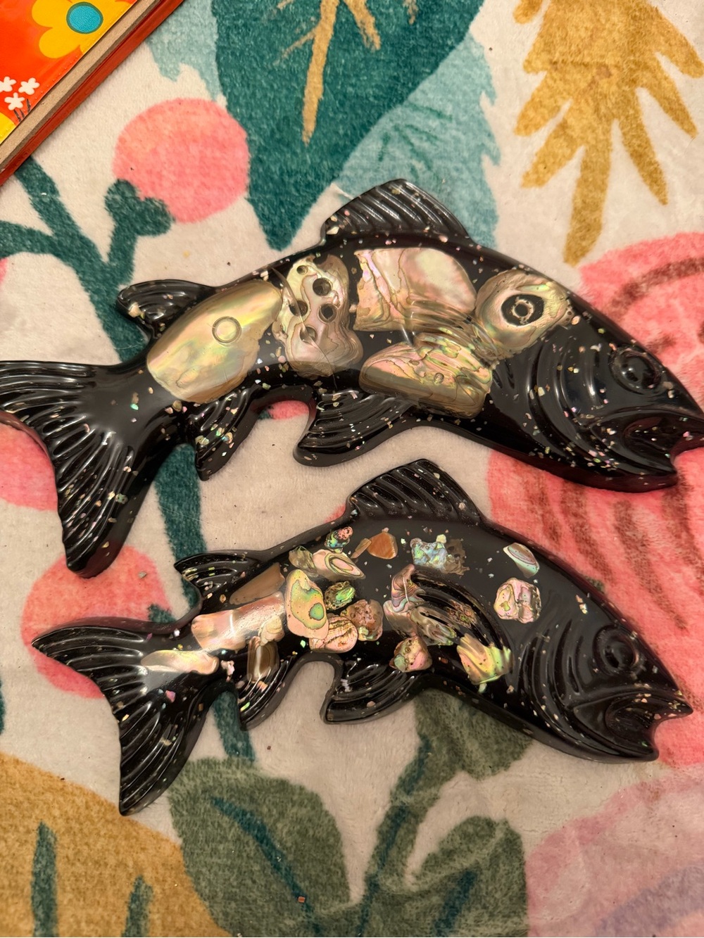 Vintage Black lucite Fish Décor - Iridescent Accent